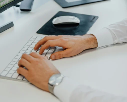 LLM Seeding: Strategi Revolusioner agar Bisnis Anda Disebut AI seperti ChatGPT & Claude